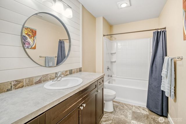 16720 80th Avenue Ct E, Puyallup, WA 98375