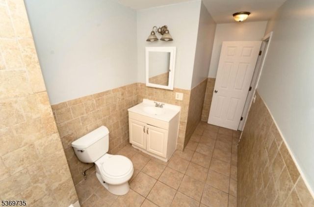 331 Straight St, Paterson City, NJ 07501