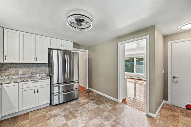 15 Highland Road, Glocester, RI 02814