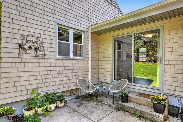 15 Highland Road, Glocester, RI 02814