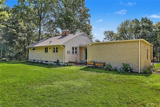 15 Highland Road, Glocester, RI 02814