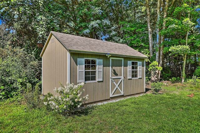 15 Highland Road, Glocester, RI 02814