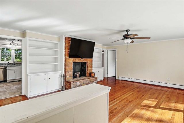15 Highland Road, Glocester, RI 02814
