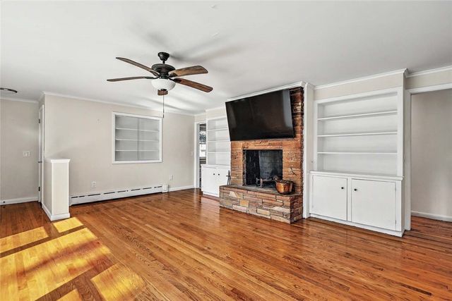 15 Highland Road, Glocester, RI 02814