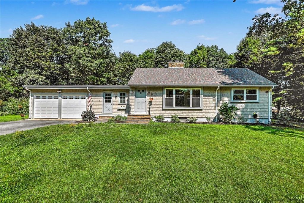 15 Highland Road, Glocester, RI 02814