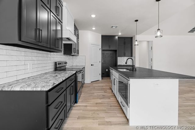 13123 Whimsical Lane, Kingston, OK 73439