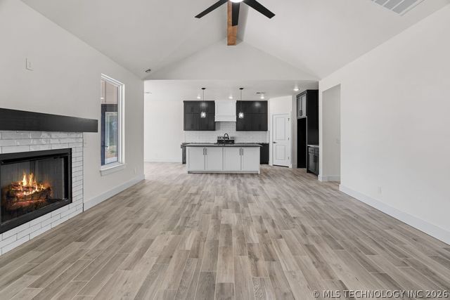 13123 Whimsical Lane, Kingston, OK 73439