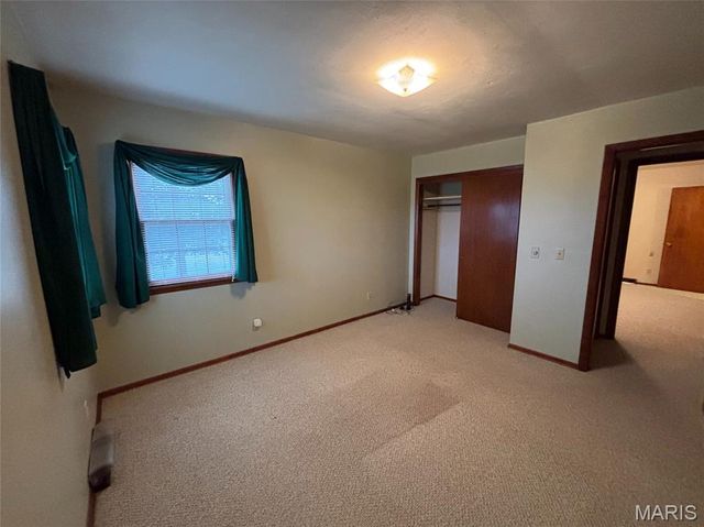 1149 E Us Highway 54, Vandalia, MO 63382