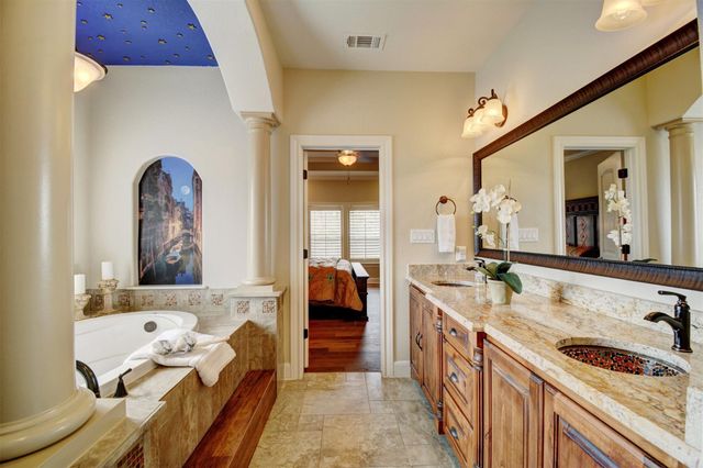 142 Trailblazer DR, Bastrop, TX 78602