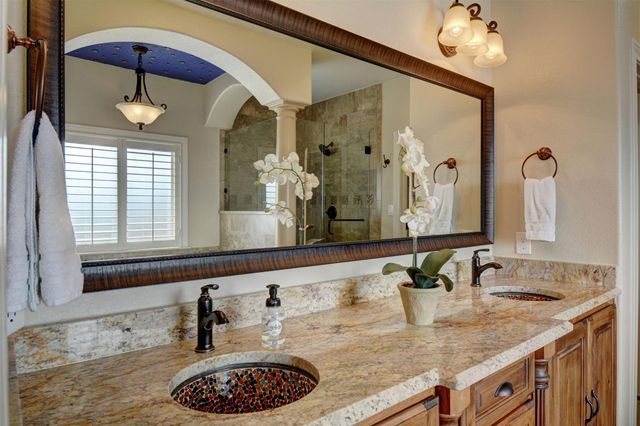 142 Trailblazer DR, Bastrop, TX 78602