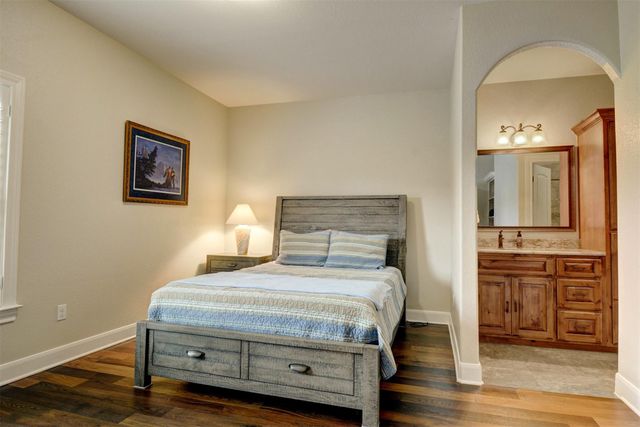 142 Trailblazer DR, Bastrop, TX 78602