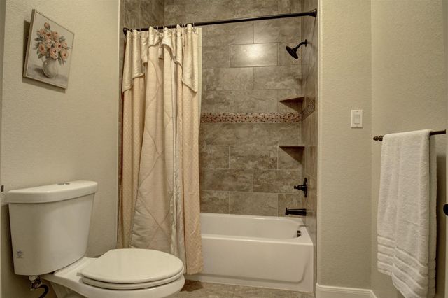 142 Trailblazer DR, Bastrop, TX 78602