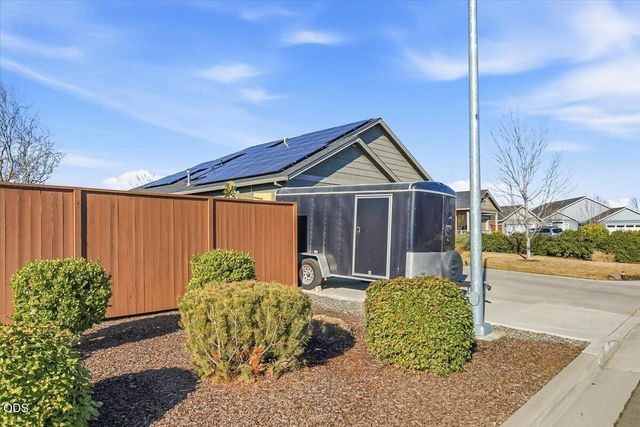 3229 Pecan Court, Medford, OR 97504
