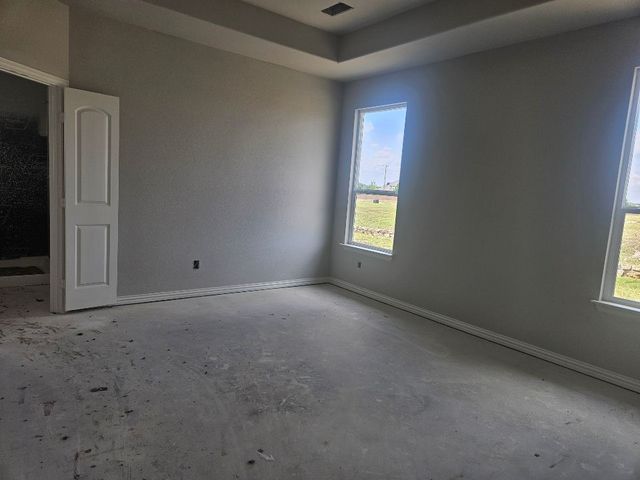 3005 Leopard Lane, Ennis, TX 75119