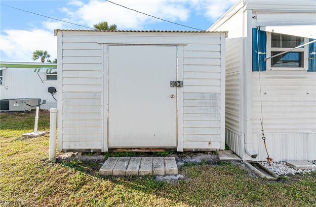 5558 Palm Beach BLVD 45, Fort Myers, FL 33905