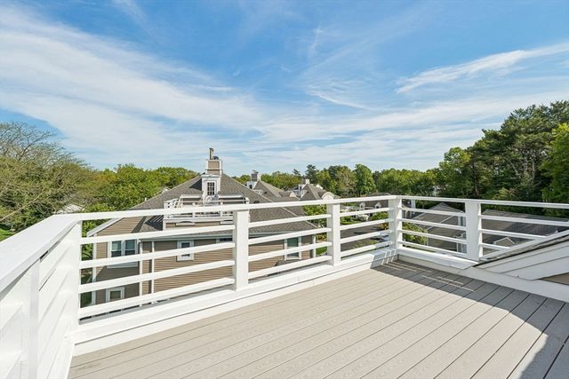 8 Oakmont Drive 8, Wareham, MA 02532