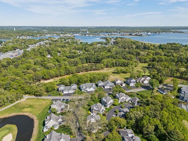 8 Oakmont Drive 8, Wareham, MA 02532