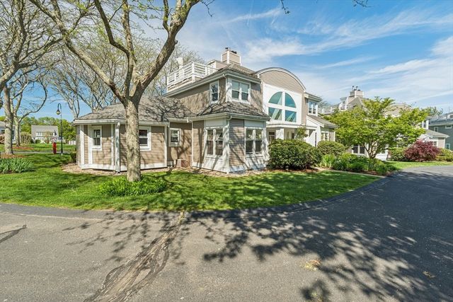 8 Oakmont Drive 8, Wareham, MA 02532