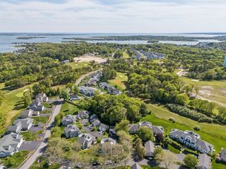 8 Oakmont Drive 8, Wareham, MA 02532