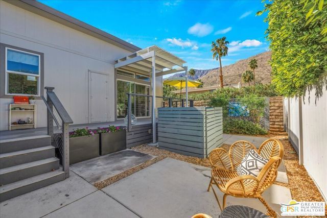 144 Pali Drive, Palm Springs, CA 92264