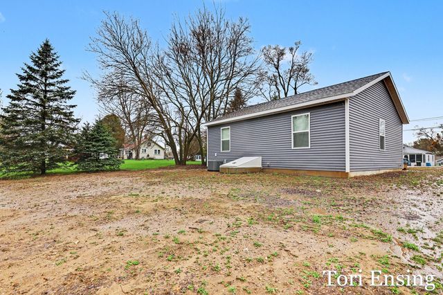1111 E Pearl Street, Greenville City, MI 48838