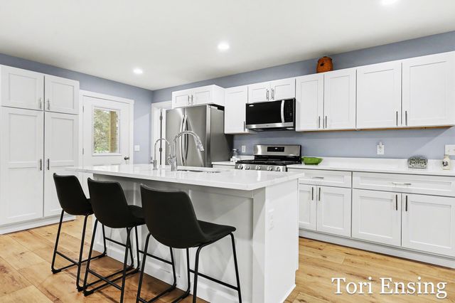 1111 E Pearl Street, Greenville City, MI 48838