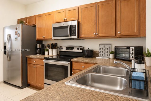 132 SE 28th Place 4, Homestead, FL 33033