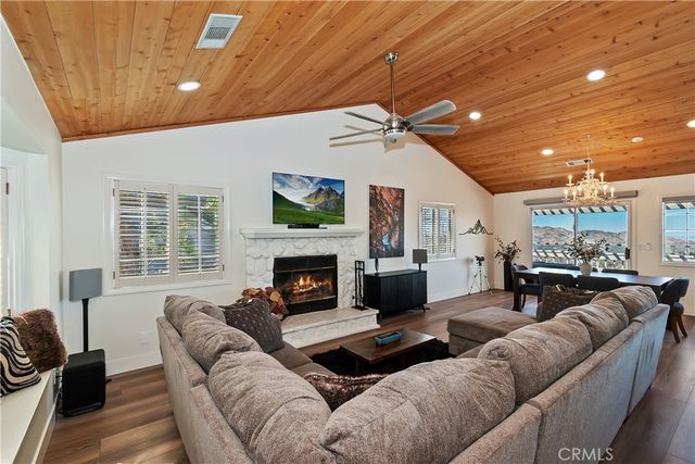 28738 Bryce Drive, Lake Arrowhead, CA 92352