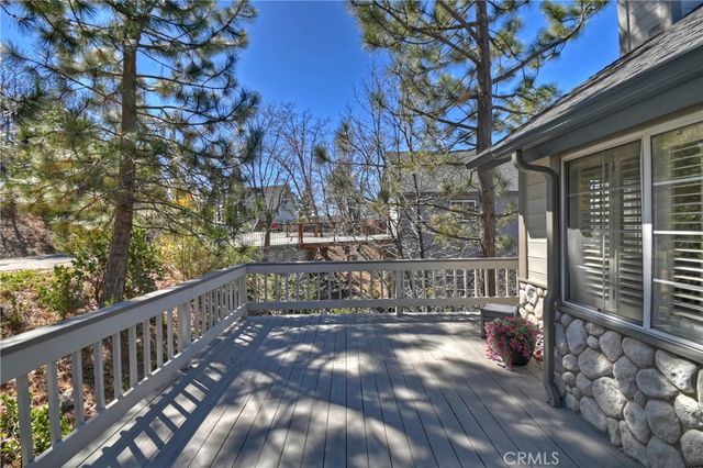 28738 Bryce Drive, Lake Arrowhead, CA 92352