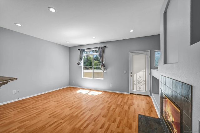 9325 Babauta Rd 8, San Diego, CA 92129
