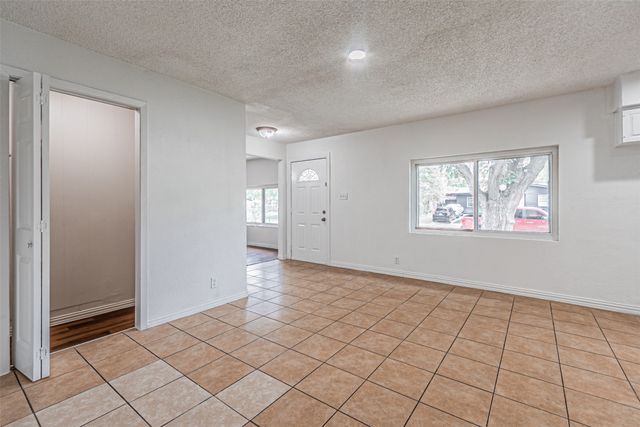 2510 Bluffton Drive, Dallas, TX 75228