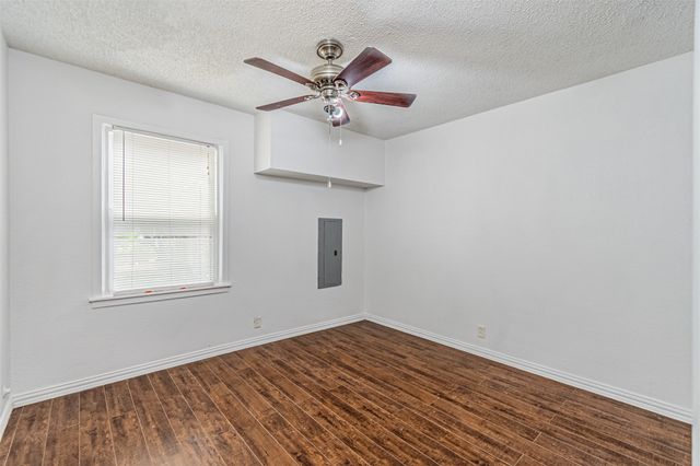 2510 Bluffton Drive, Dallas, TX 75228