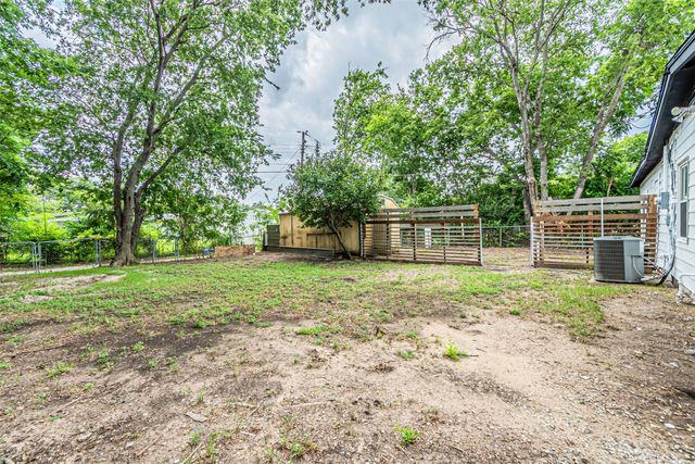 2510 Bluffton Drive, Dallas, TX 75228