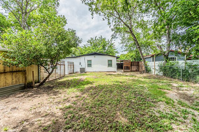 2510 Bluffton Drive, Dallas, TX 75228