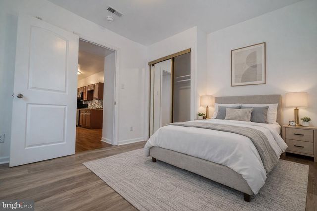 825 N 41ST ST, Philadelphia, PA 19104