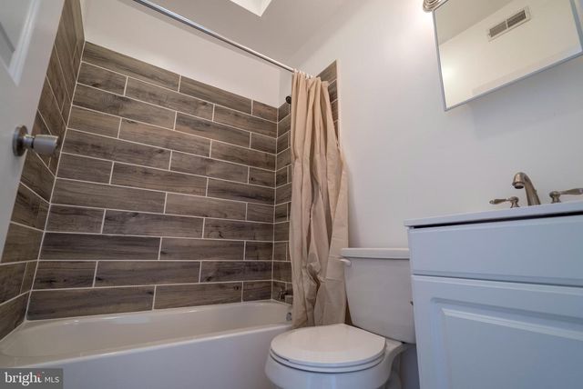 825 N 41ST ST, Philadelphia, PA 19104