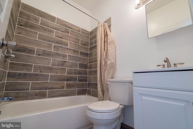 825 N 41ST ST, Philadelphia, PA 19104