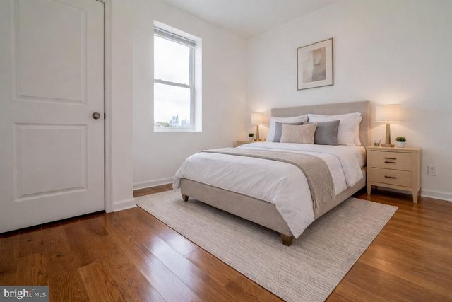 825 N 41ST ST, Philadelphia, PA 19104