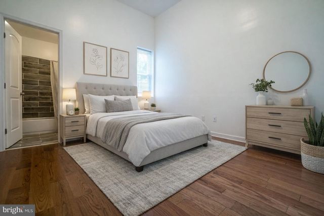 825 N 41ST ST, Philadelphia, PA 19104