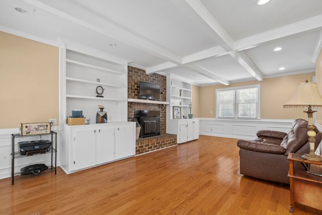 946 Melrose Drive Drive, Charleston, SC 29414