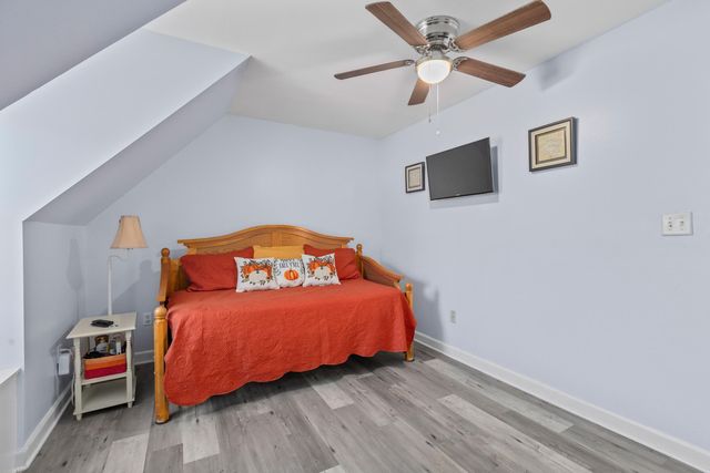 946 Melrose Drive Drive, Charleston, SC 29414