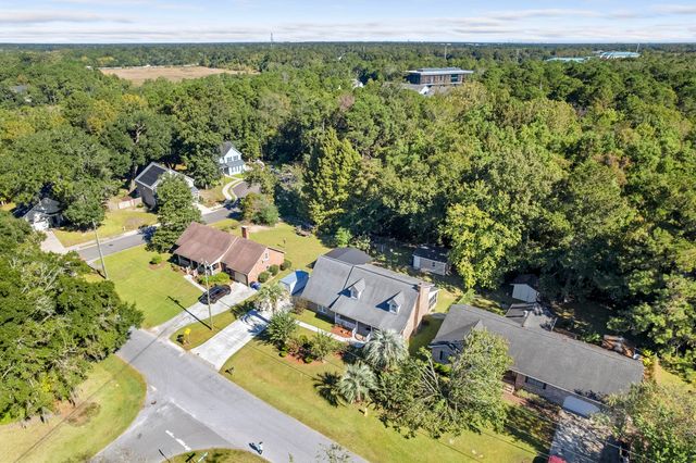 946 Melrose Drive Drive, Charleston, SC 29414