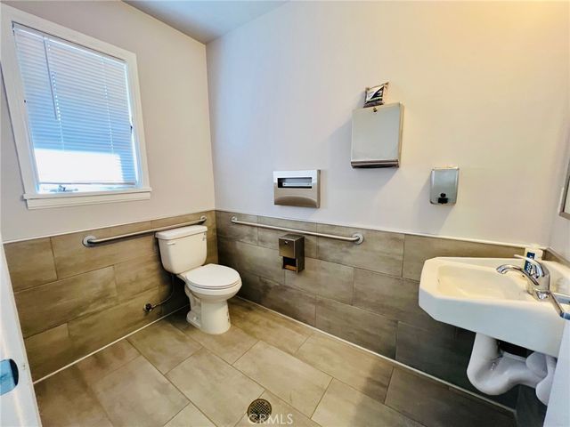 1340 Granada, San Marino, CA 91108