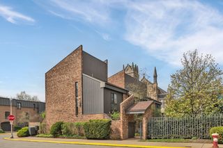 50 Foster SQUARE, Central North Side, PA 15212