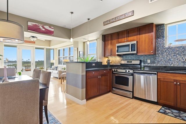 550 Pleasant Street 411, Winthrop, MA 02152