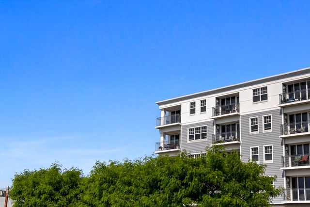 550 Pleasant Street 411, Winthrop, MA 02152