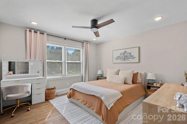 1036 Cutler Place, Charlotte, NC 28205
