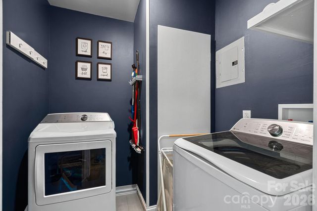1036 Cutler Place, Charlotte, NC 28205