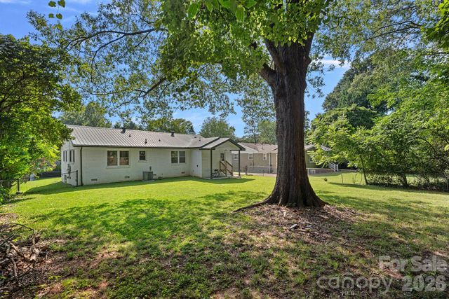 1036 Cutler Place, Charlotte, NC 28205