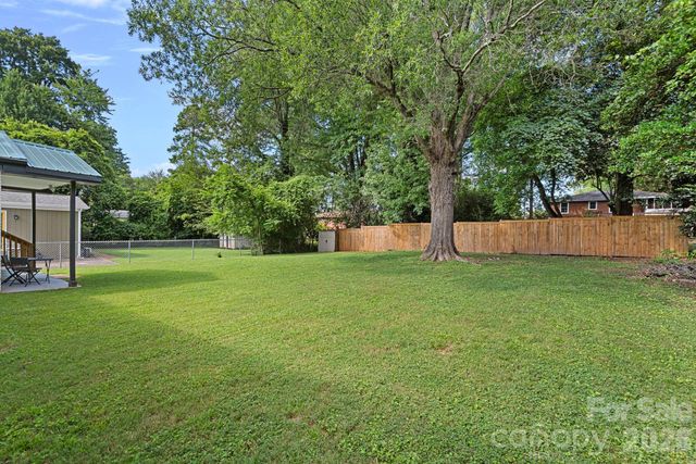 1036 Cutler Place, Charlotte, NC 28205